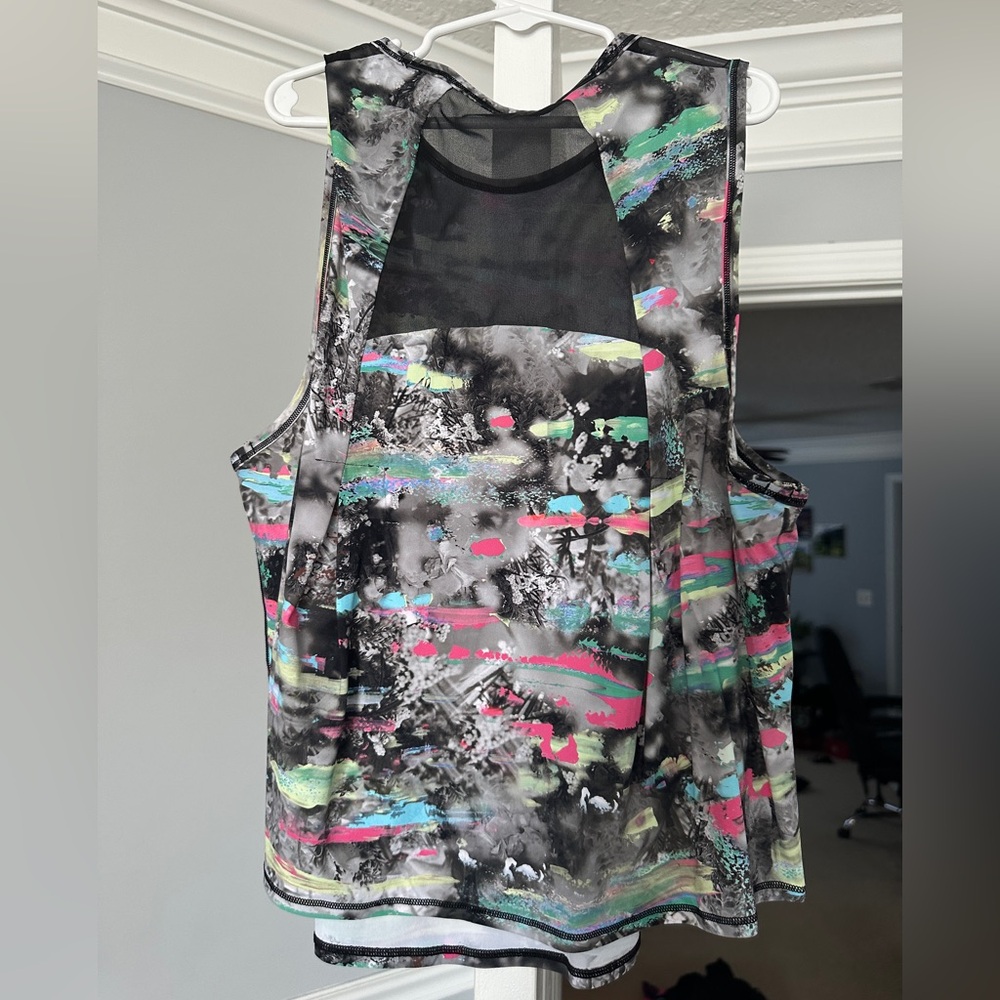 Lululemon Multicolor Abstract Women's Tank Top Size 6 - Picture 3 of 5